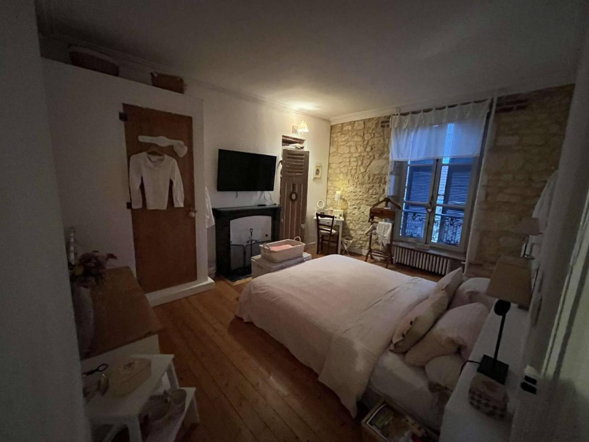Chambres D'Hotes De Charme Sur Le Mans Esterno foto