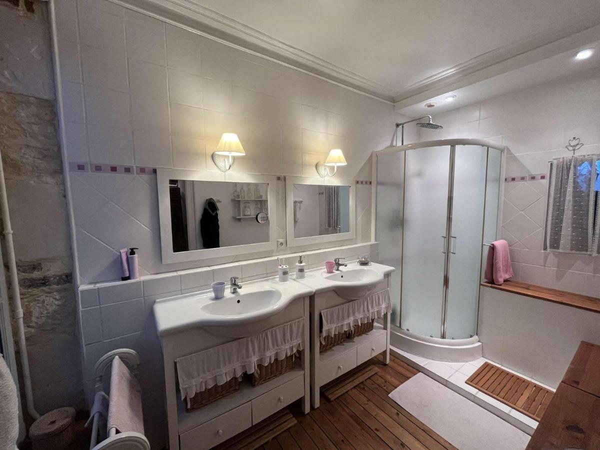 Chambres D'Hotes De Charme Sur Le Mans Esterno foto
