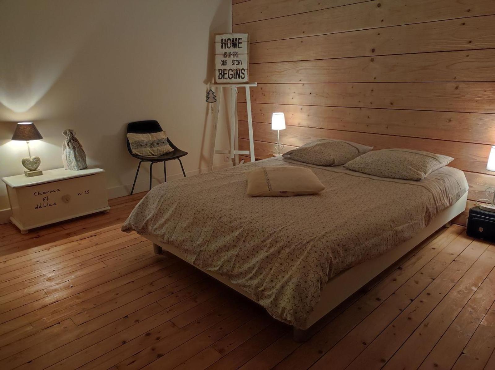 Chambres D'Hotes De Charme Sur Le Mans Esterno foto